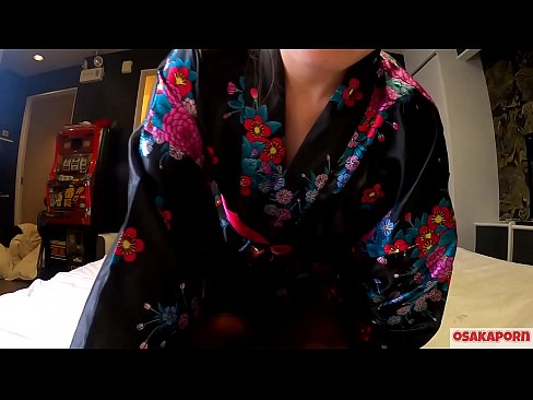 ❤️ Ung cosplay tjej älskar sex till orgasm med en spruta i en hästskötare och en avsugning. Asiatisk tjej med hårig fitta och vackra bröst i traditionell japansk dräkt i amatörvideo som visar onani med knullleksaker. Sakura 3 OSAKAPORN. ❤️ Vacker porr at us ❌️
